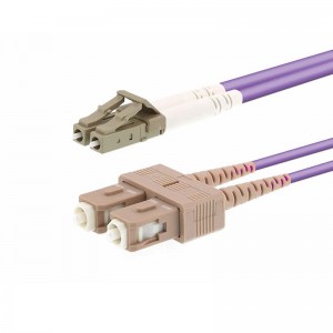 Cablu de fibra optica OM4 Duplex multimod (50/125) - LC până la SC